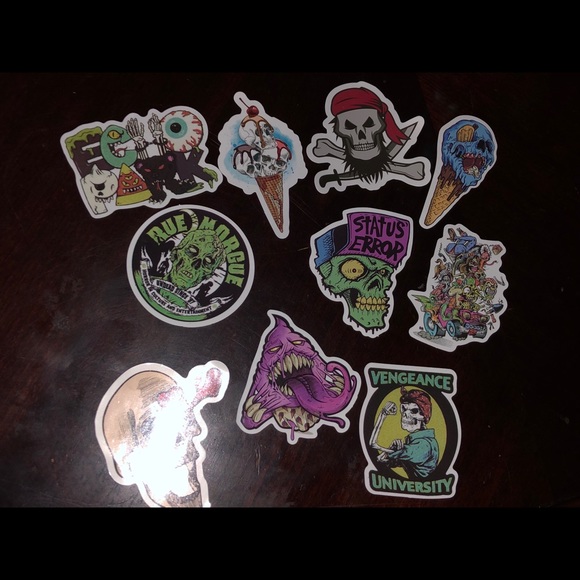 10 vinyl scary stickers - Picture 2 of 7